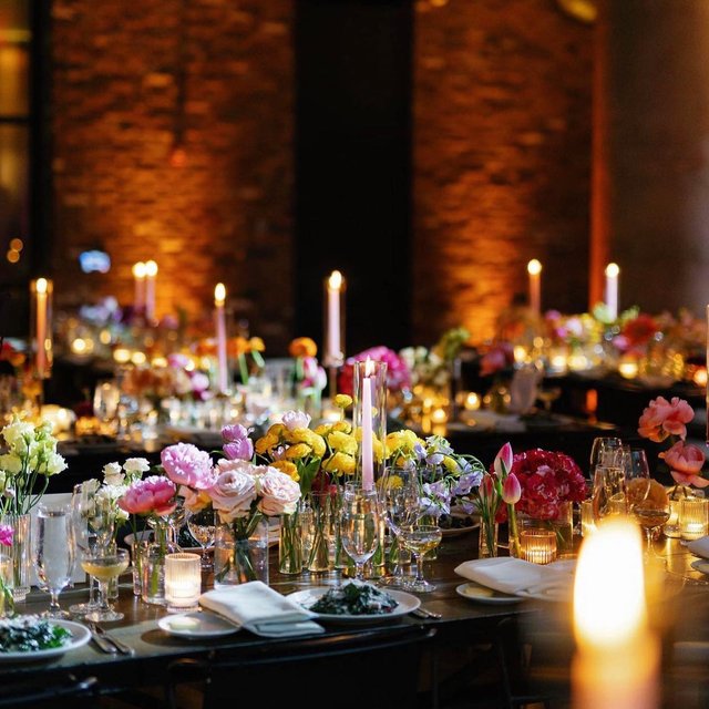 Summer colors shining bright in the SECOND space.
c/o @bjornvwevents